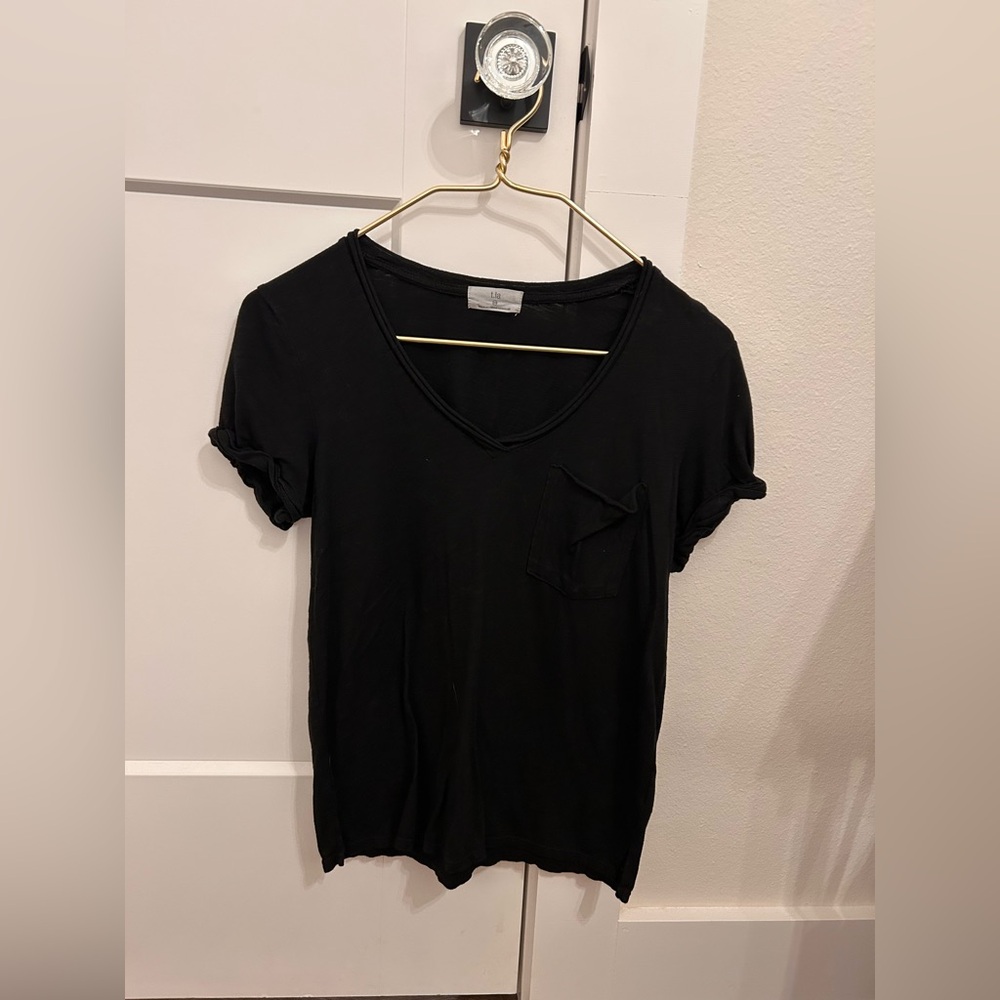 Anthropologie v neck t shirt